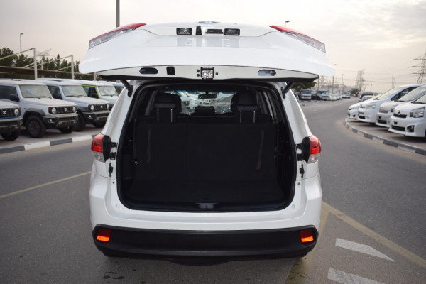 Toyota Kluger 2017  White RHD Petrol AT SUV 4WD view 9