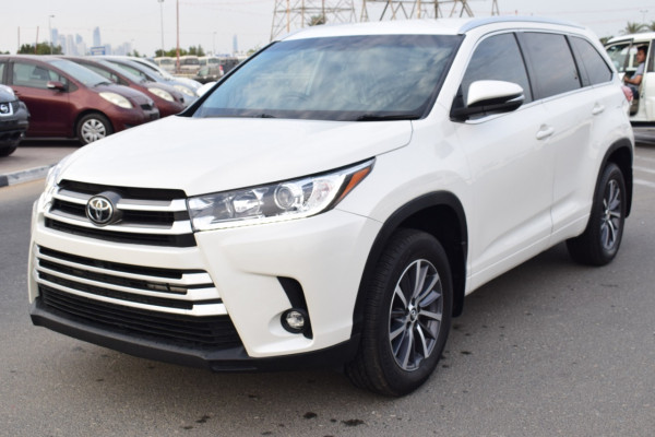 Toyota Kluger 2017  White RHD Petrol AT SUV 4WD view 26