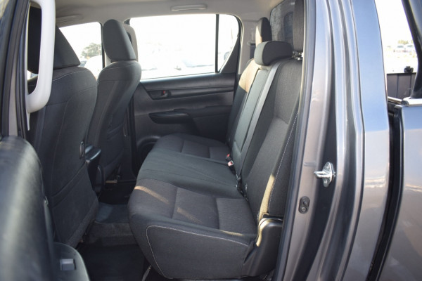 Toyota Hilux 2018  Grey RHD Diesel AT Pickup 4WD view 6