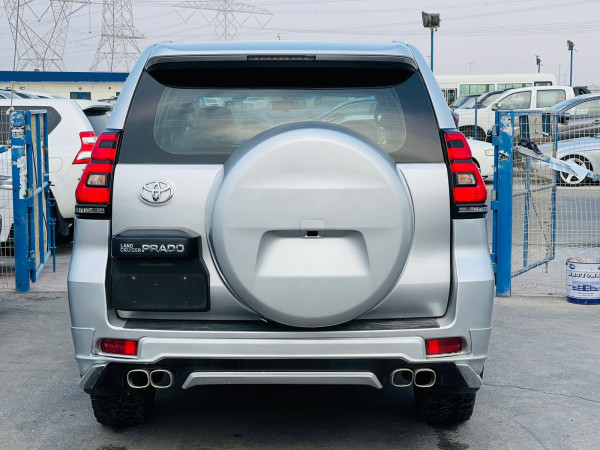 Toyota Prado 2015  Silver RHD Diesel AT SUV 4WD view 5