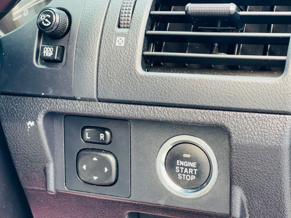 Toyota Prado 2015  Silver RHD Diesel AT SUV 4WD view 14