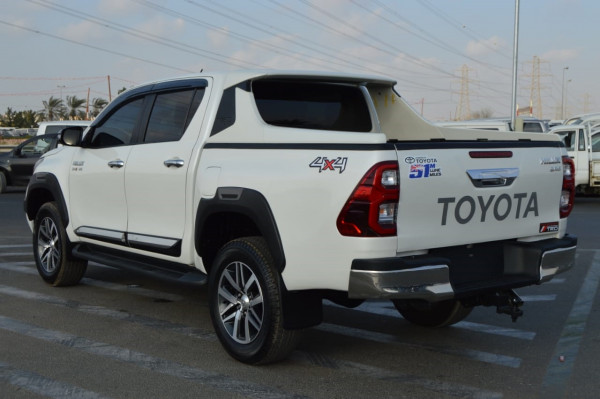 Toyota Hilux 2019  White RHD Diesel AT Pickup 4WD view 9