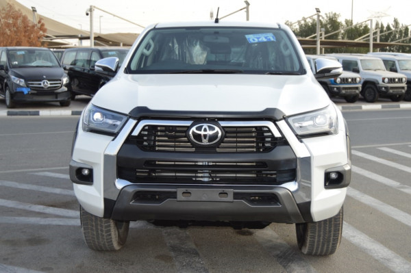 Toyota Hilux 2019  White RHD Diesel AT Pickup 4WD view 15