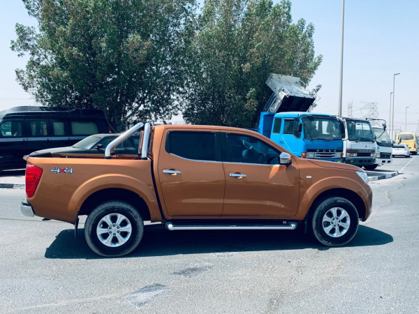 Nissan Navara 2016  Orange RHD Diesel AT Pickup 4WD view 3