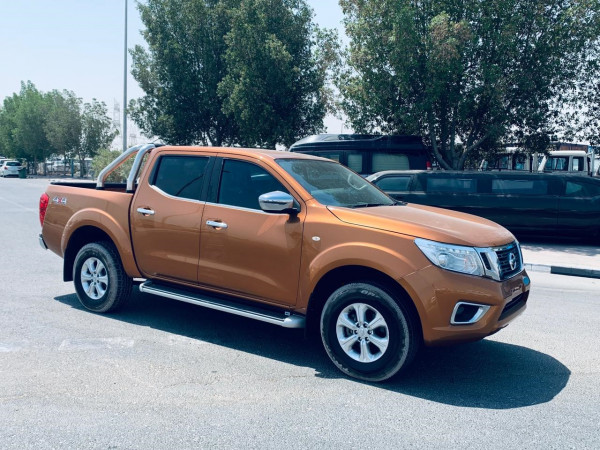 Nissan Navara 2016  Orange RHD Diesel AT Pickup 4WD view 7