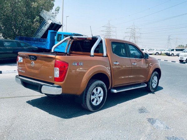 Nissan Navara 2016  Orange RHD Diesel AT Pickup 4WD view 12