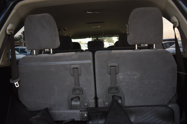 Toyota Land Cruiser 2008  Grey RHD Petrol AT SUV 4WD view 2
