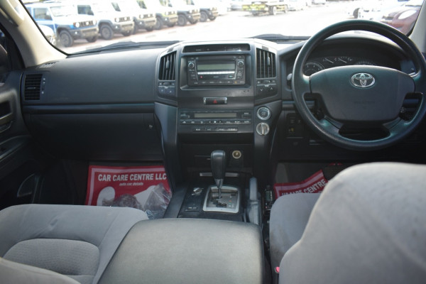 Toyota Land Cruiser 2008  Grey RHD Petrol AT SUV 4WD view 19