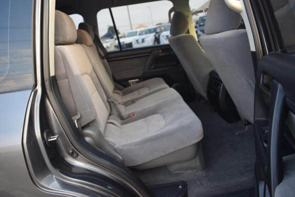 Toyota Land Cruiser 2008  Grey RHD Petrol AT SUV 4WD view 21