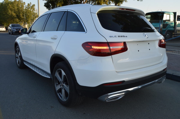 Mercedes-Benz GLC 220 2018  White RHD Petrol AT SUV 4WD view 10