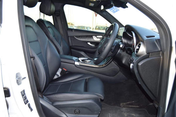 Mercedes-Benz GLC 220 2018  White RHD Petrol AT SUV 4WD view 14
