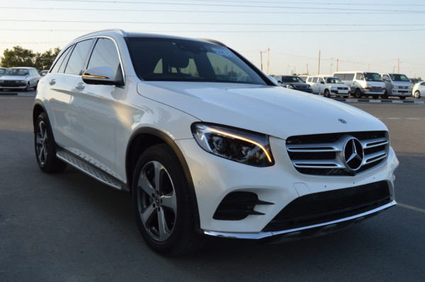 Mercedes-Benz GLC 220 2018  White RHD Petrol AT SUV 4WD view 22