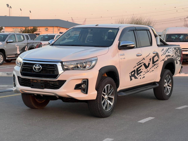 Toyota Hilux 2017  White RHD Diesel MT Pickup 4WD view 2