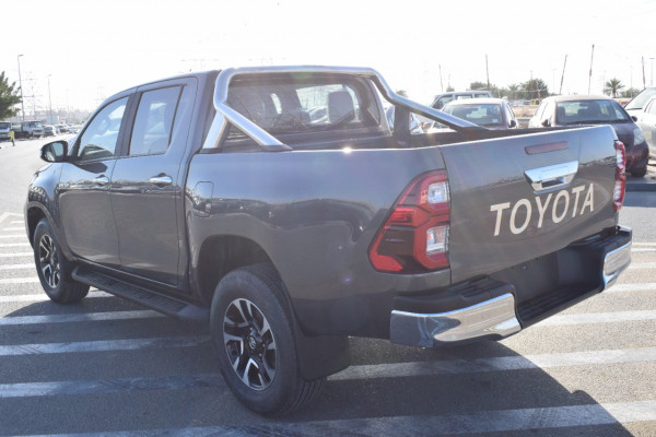 Toyota Hilux 2017  Grey RHD Diesel MT Pickup 4WD view 3