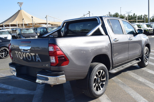 Toyota Hilux 2017  Grey RHD Diesel MT Pickup 4WD view 5