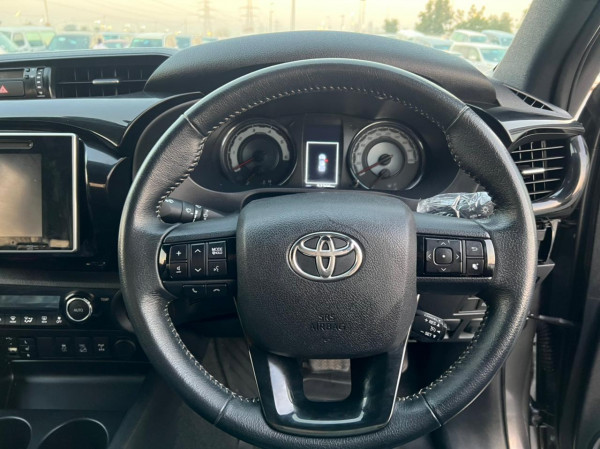 Toyota Hilux 2018  Grey RHD Diesel AT Pickup 4WD view 12