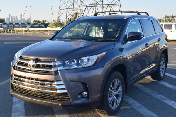 Toyota Kluger 2014  Grey RHD Petrol AT SUV 4WD view 12