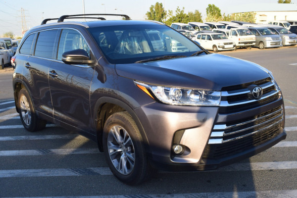 Toyota Kluger 2014  Grey RHD Petrol AT SUV 4WD view 17