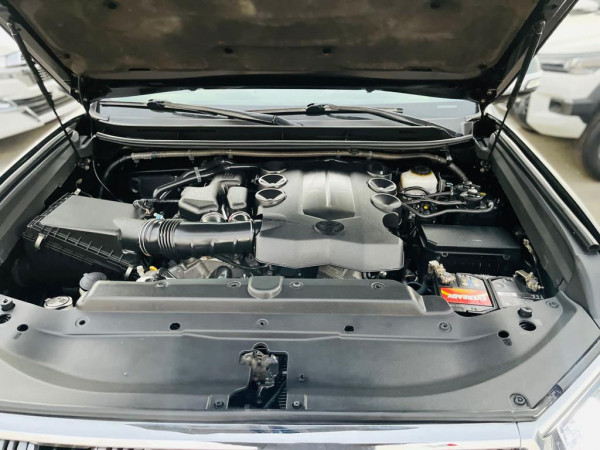 Toyota Prado 2013/ Black LHD Petrol AT SUV 4WD view 10