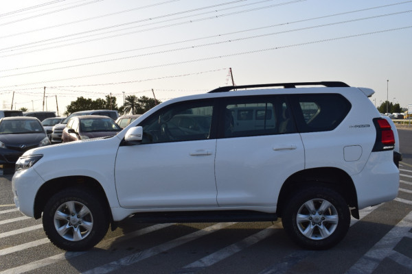 Toyota Prado 2010/ White RHD Diesel AT SUV 4WD view 5
