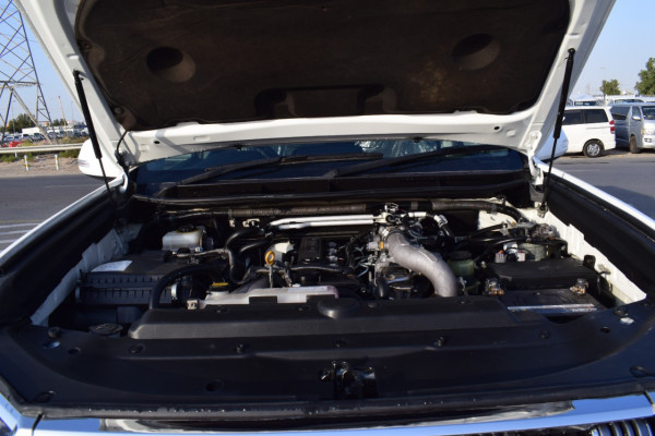 Toyota Prado 2010/ White RHD Diesel AT SUV 4WD view 14