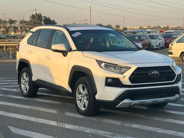 Toyota RAV 4 2021  White LHD Petrol AT SUV 4WD view 14