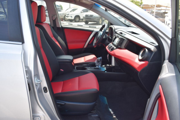 Toyota RAV 4 2015  Silver LHD Petrol AT SUV 2WD view 10