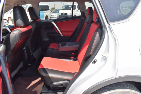 Toyota RAV 4 2015  Silver LHD Petrol AT SUV 2WD view 14