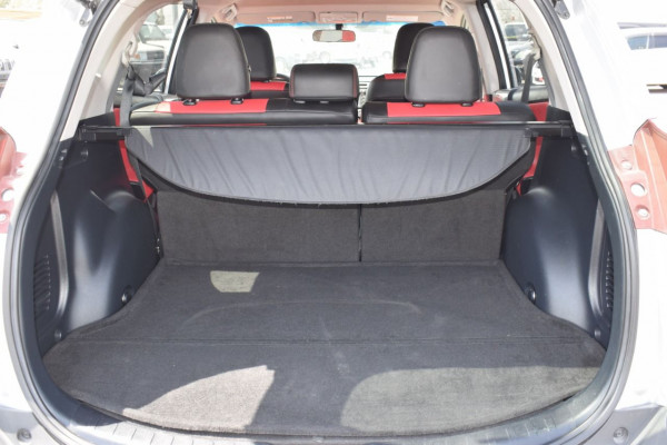 Toyota RAV 4 2015  Silver LHD Petrol AT SUV 2WD view 17