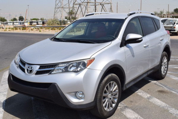Toyota RAV 4 2015  Silver LHD Petrol AT SUV 2WD view 26