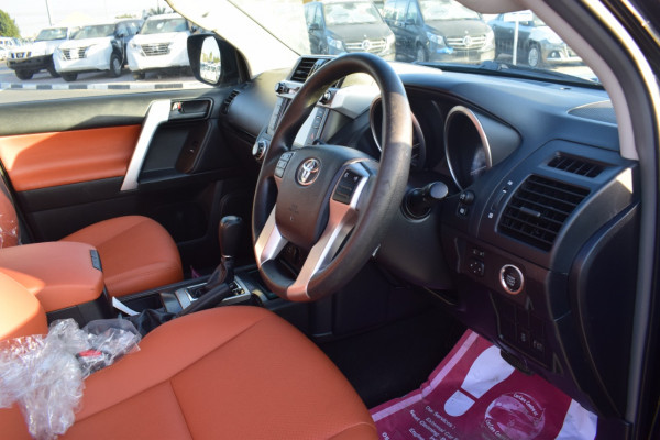 Toyota Prado 2016  Black RHD Diesel AT SUV 4WD view 21
