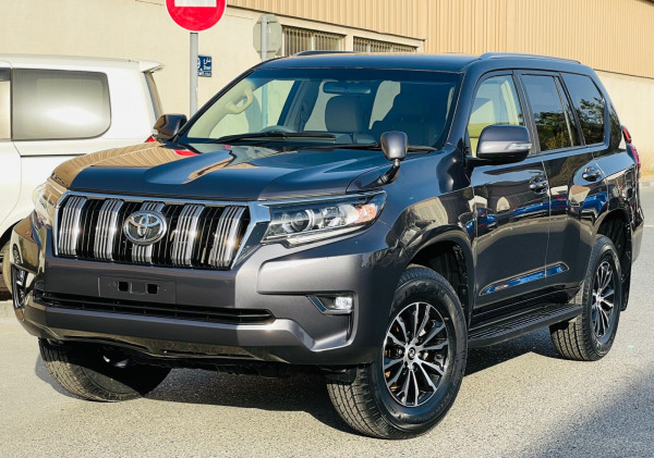 Toyota Prado 2015/ Grey RHD Petrol AT SUV 4WD view 3