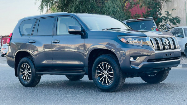 Toyota Prado 2015/ Grey RHD Petrol AT SUV 4WD view 18