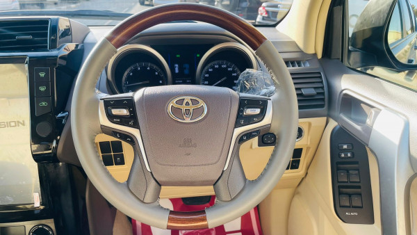 Toyota Prado 2015/ Grey RHD Petrol AT SUV 4WD view 25