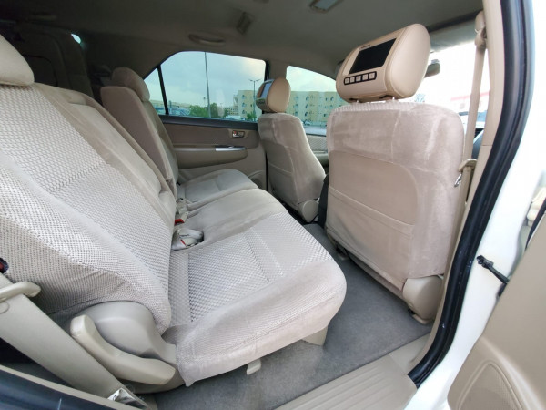 Toyota Fortuner 2012  White LHD Petrol AT SUV 4WD