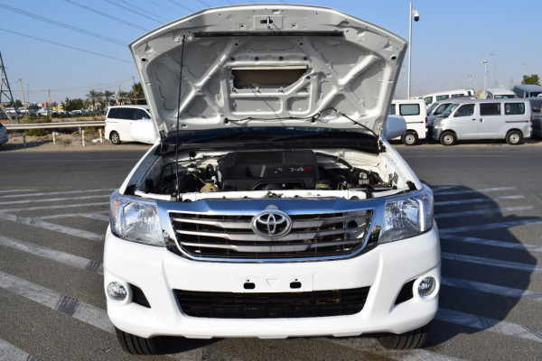 Toyota Hilux 2014  White RHD Diesel MT Pickup 4WD view 10