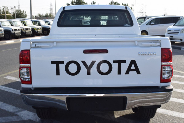 Toyota Hilux 2014  White RHD Diesel MT Pickup 4WD view 18