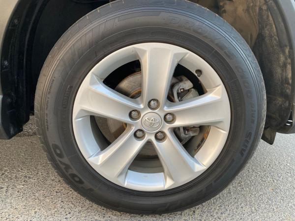 Toyota RAV 4 2018  Grey RHD Petrol AT SUV 2WD view 5
