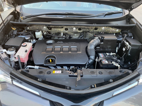 Toyota RAV 4 2018  Grey RHD Petrol AT SUV 2WD view 8