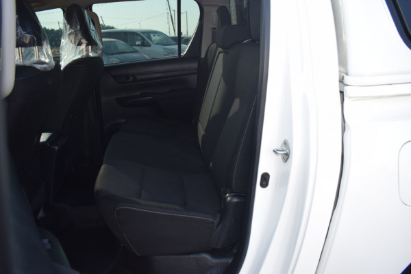 Toyota Hilux 2019  White RHD Diesel AT SUV 4WD view 9
