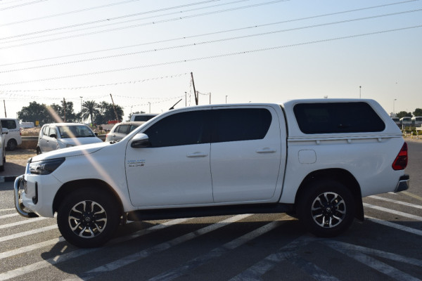 Toyota Hilux 2019  White RHD Diesel AT SUV 4WD view 14