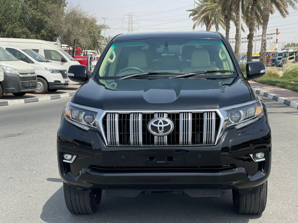 Toyota Prado 2015 03 Black RHD Petrol AT SUV 4WD view 10