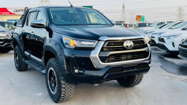 Toyota Hilux 2018/ Black RHD Diesel AT Pickup 4WD view 7
