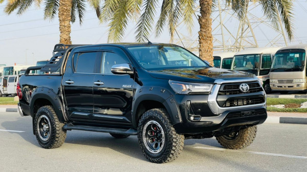 Toyota Hilux 2018/ Black RHD Diesel AT Pickup 4WD view 10