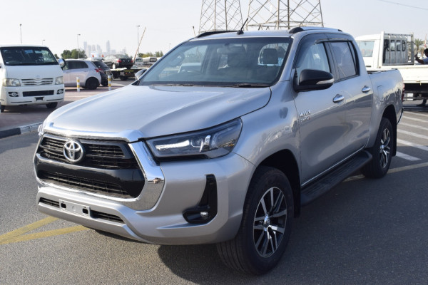 Toyota Hilux 2016  Grey Metallic RHD Diesel AT Pickup 4WD view 5