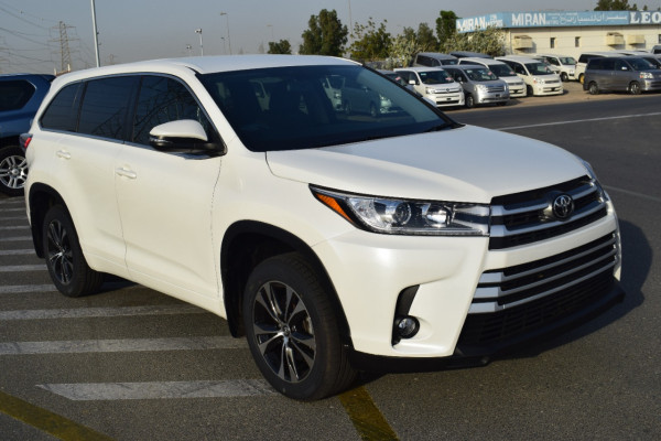 Toyota Kluger 2016  White RHD Petrol AT SUV 2WD view 6
