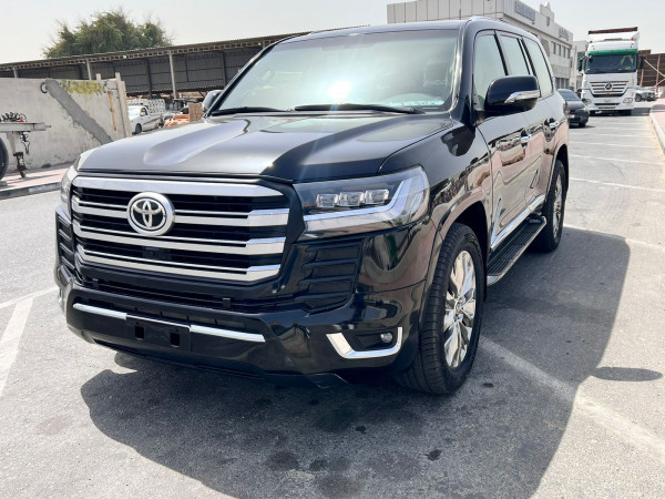 Toyota Land Cruiser 2015  Black LHD Diesel AT SUV 4WD view 8