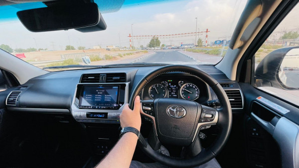 Toyota Prado 2021/ White RHD Diesel AT SUV 4WD view 16