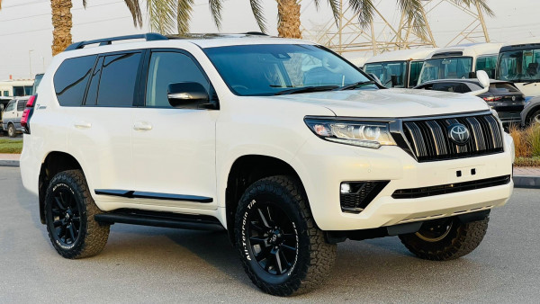 Toyota Prado 2021/ White RHD Diesel AT SUV 4WD view 30