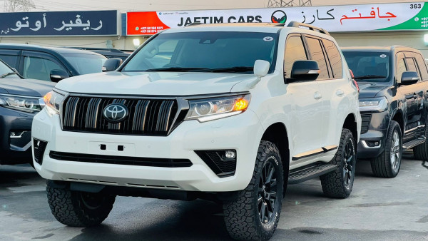 Toyota Prado 2021/ White RHD Diesel AT SUV 4WD view 34